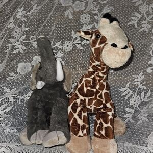 - Build-A-Bear‎  Giraffe 🦒,  stuffed soft Elephant 🐘